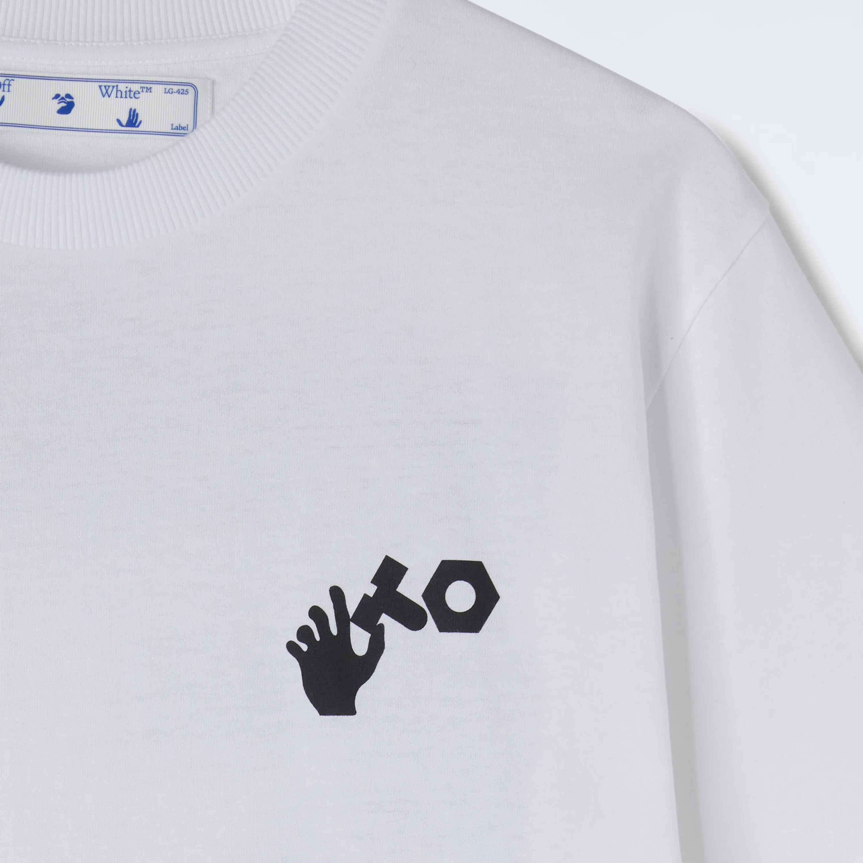 Off-White™ t-shirt 3 Off-White™ t-shirt